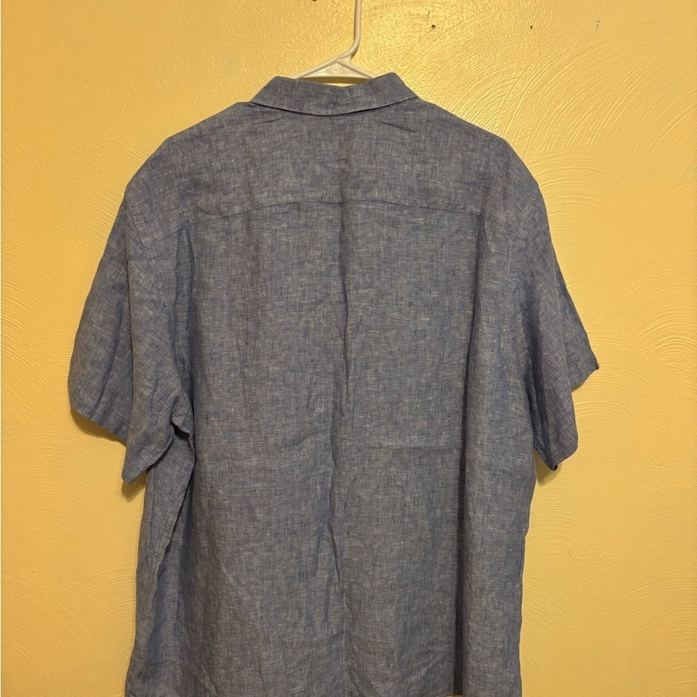 UNTUCKit Light Blue Casual Button-Down Shirt - Picture 7 of 7